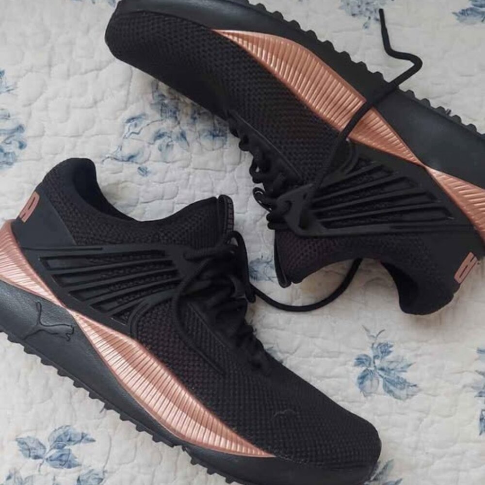 Never Worn: Puma Sneakers
